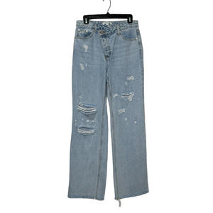 Signature 8 jeans light blue distressed jeans size Medium